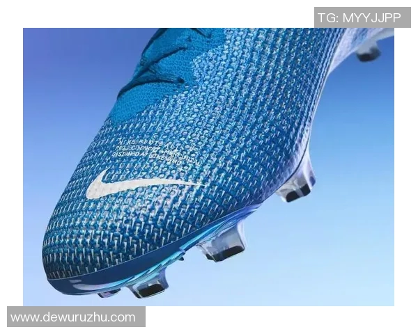 武磊同款足球鞋：引领速度与激情的完美选择