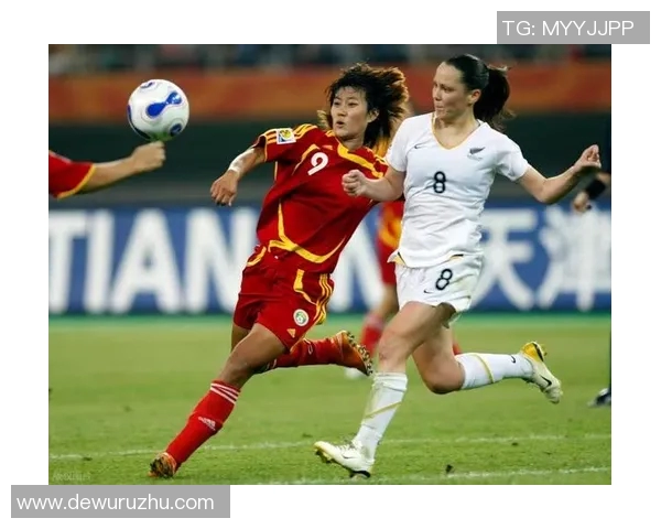 中国女足球星风采展现 领略她们场上拼搏与荣耀背后的故事